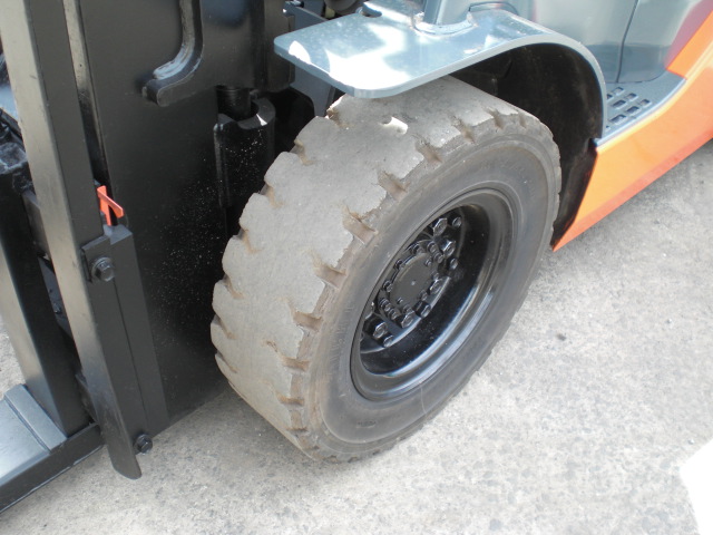 02-8FD25 09.JPG